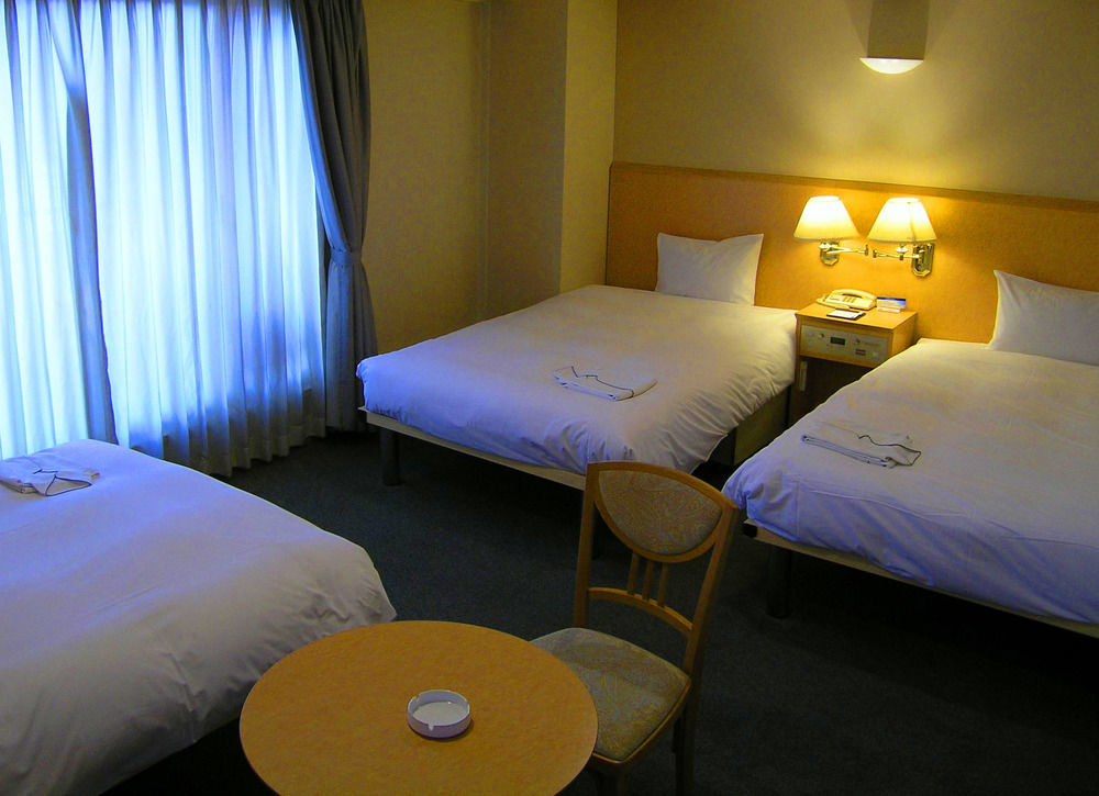 Hotel Yokohama Camelot Japan Esterno foto